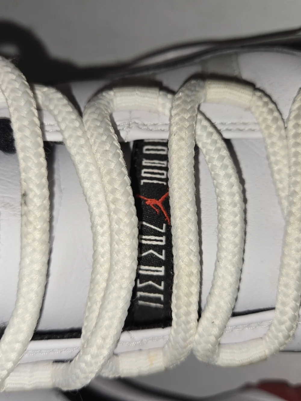 Nike Air Jordan 11 Retro Concord-Bred Patent White Red Men's 8.5 Sneakers